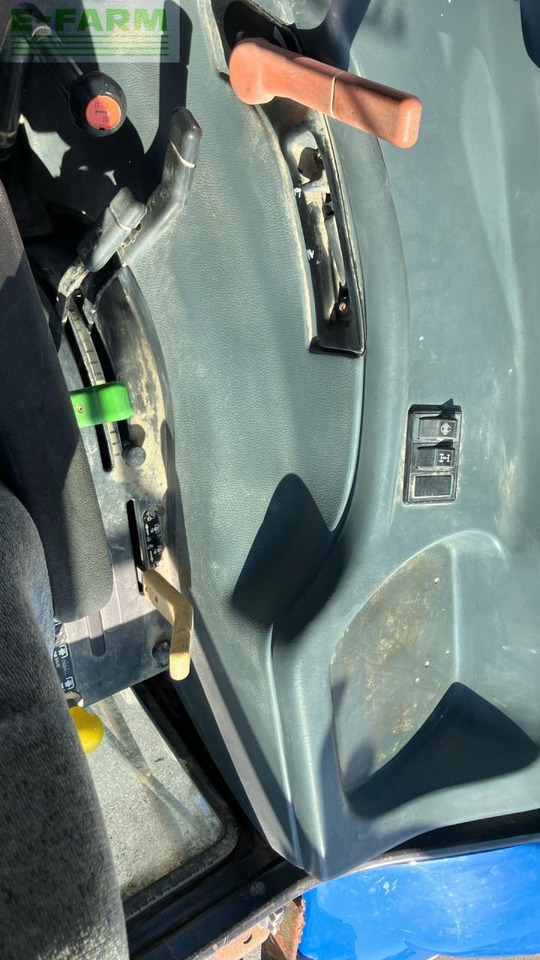 Трактор New Holland TL 80 A A: фото 11 Трактор New Holland TL 80 A A: фото 11