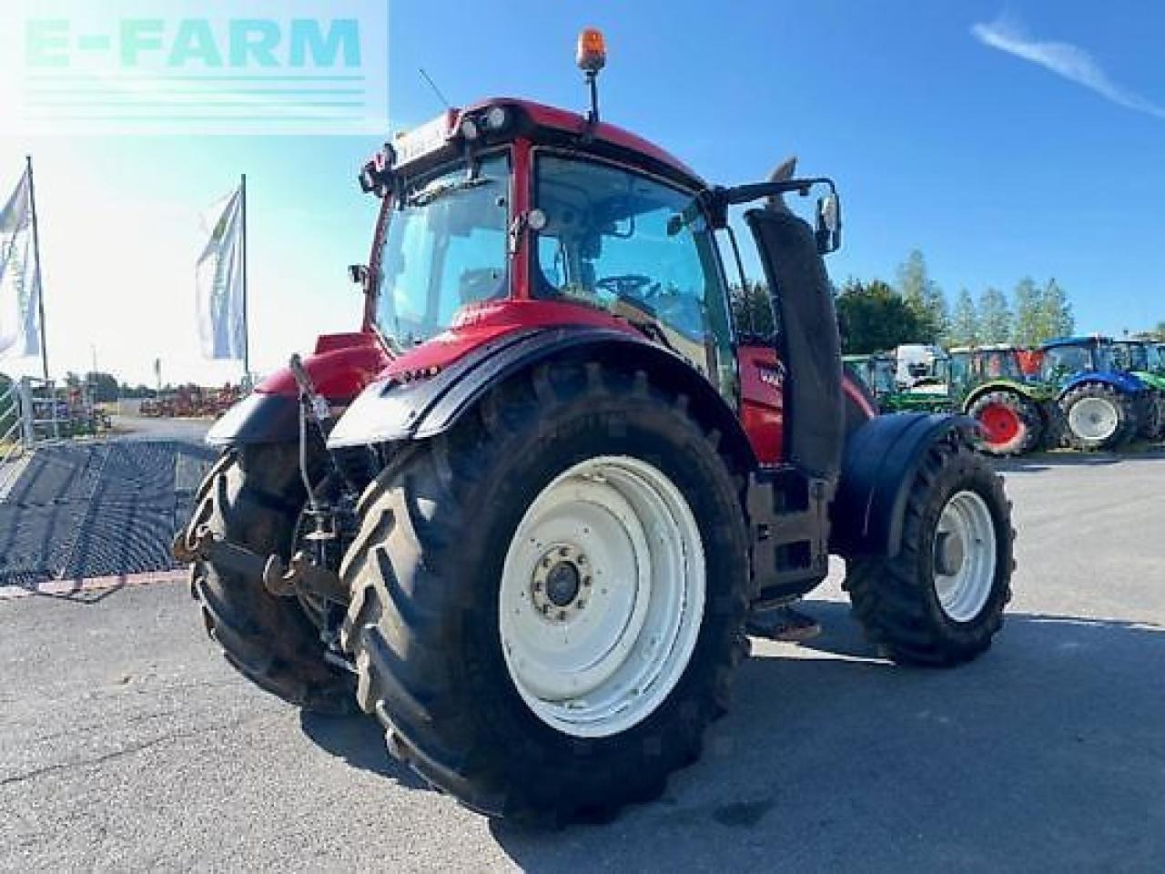 Трактор Valtra t194 versu Versu: фото 9 Трактор Valtra t194 versu Versu: фото 9