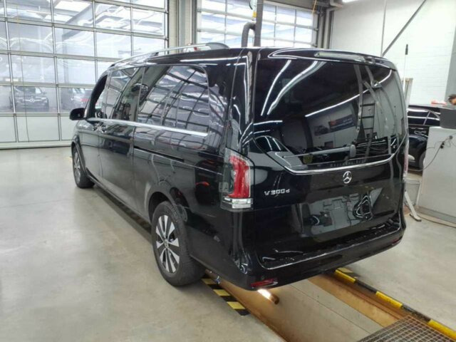 Пассажирский фургон MERCEDES-BENZ V 300 Avantgarde Extralang,2xSchiebetür elektr....: фото 15 Пассажирский фургон MERCEDES-BENZ V 300 Avantgarde Extralang,2xSchiebetür elektr....: фото 15