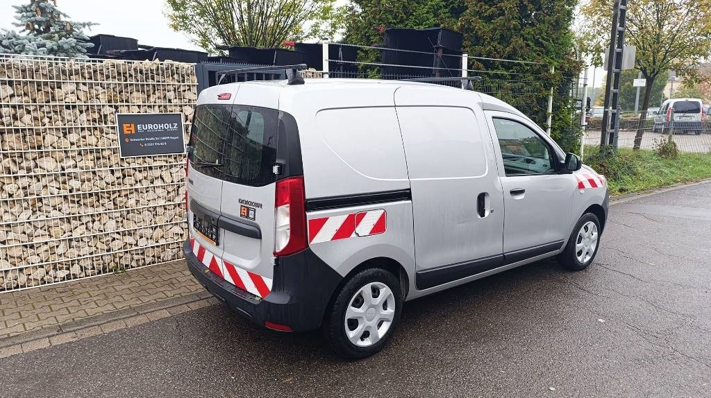 Dacia Dokker Transporter, Kastenwagen, Werkstattschränke - Легковой фургон: фото 3 Dacia Dokker Transporter, Kastenwagen, Werkstattschränke - Легковой фургон: фото 3