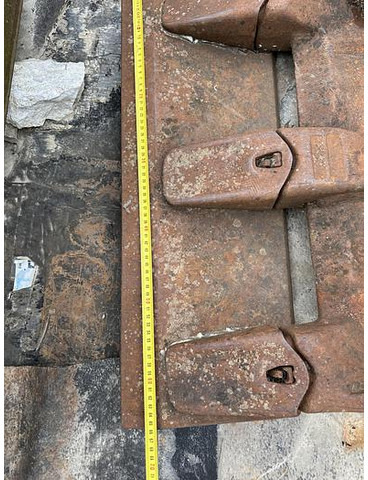 Case Tieflöffel 60 cm - Ковш: фото 4 Case Tieflöffel 60 cm - Ковш: фото 4