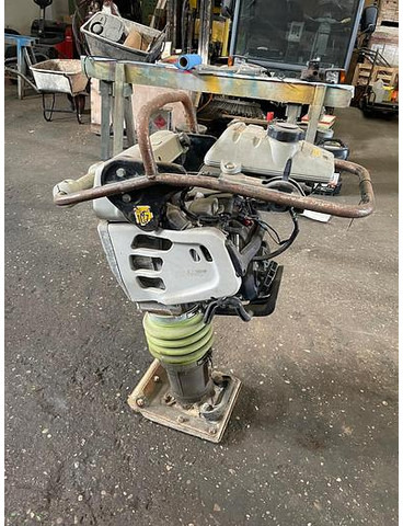 Mikasa Handstampfer - Виброплита: фото 1 Mikasa Handstampfer - Виброплита: фото 1