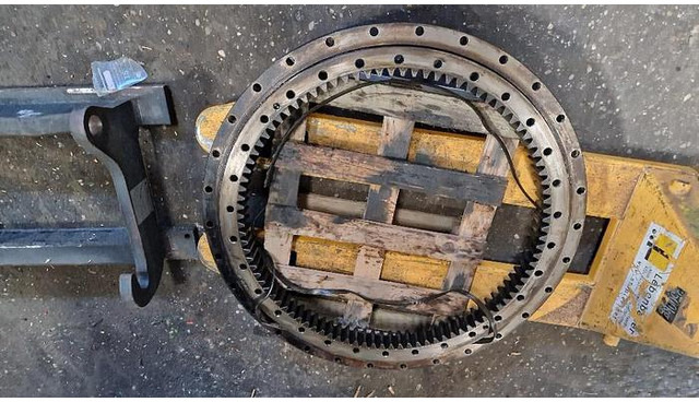 Big Drehkranz passend zu Volvo ECR88 Minibagger - Навесное оборудование: фото 2 Big Drehkranz passend zu Volvo ECR88 Minibagger - Навесное оборудование: фото 2