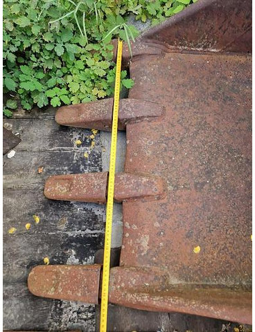 Volvo Tieflöffel 80 cm Arbeitsbreite - Ковш: фото 2 Volvo Tieflöffel 80 cm Arbeitsbreite - Ковш: фото 2