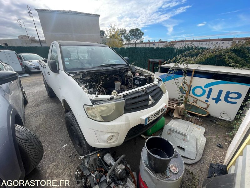 4x4 Mitsubishi - Легковой фургон: фото 4 4x4 Mitsubishi - Легковой фургон: фото 4