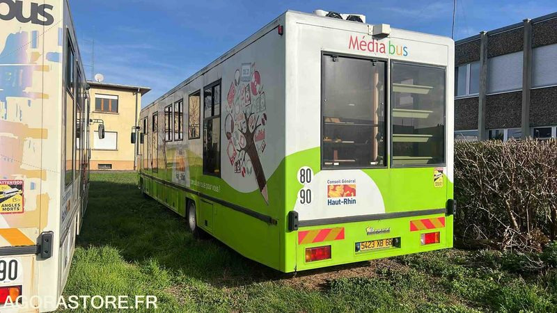 Bus Renault - 2000 - 228360kms - 5423-XB-68 - Автобус: фото 2 Bus Renault - 2000 - 228360kms - 5423-XB-68 - Автобус: фото 2