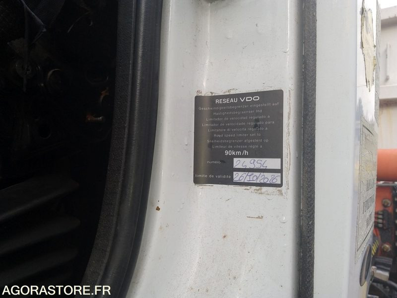 Самосвал CAMION BENNE GRUE RENAULT 4X4: фото 14 Самосвал CAMION BENNE GRUE RENAULT 4X4: фото 14