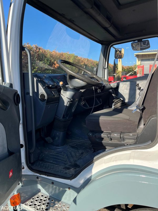 CAMION PLATEAU MERCEDES 15T - 2000 - Грузовик бортовой/ Платформа, Автоманипулятор: фото 4 CAMION PLATEAU MERCEDES 15T - 2000 - Грузовик бортовой/ Платформа, Автоманипулятор: фото 4