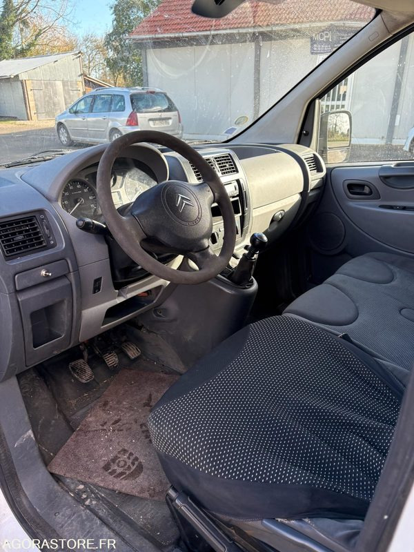 CITROEN JUMPY 2011 - Легковой фургон: фото 5 CITROEN JUMPY 2011 - Легковой фургон: фото 5