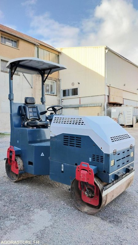 COMPACTEUR ROUTIER - Каток: фото 1 COMPACTEUR ROUTIER - Каток: фото 1