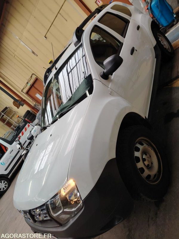 DACIA DUSTER - Внедорожник: фото 4 DACIA DUSTER - Внедорожник: фото 4