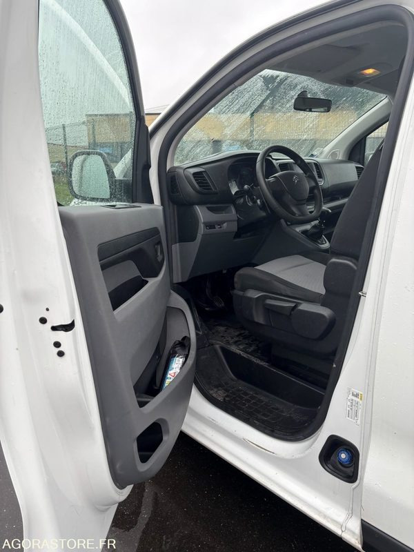 FB-572-MX - Roulant - CITROEN JUMPY SPACE TOURER - VP - 218 682 Kms - Микроавтобус, Пассажирский фургон: фото 5 FB-572-MX - Roulant - CITROEN JUMPY SPACE TOURER - VP - 218 682 Kms - Микроавтобус, Пассажирский фургон: фото 5