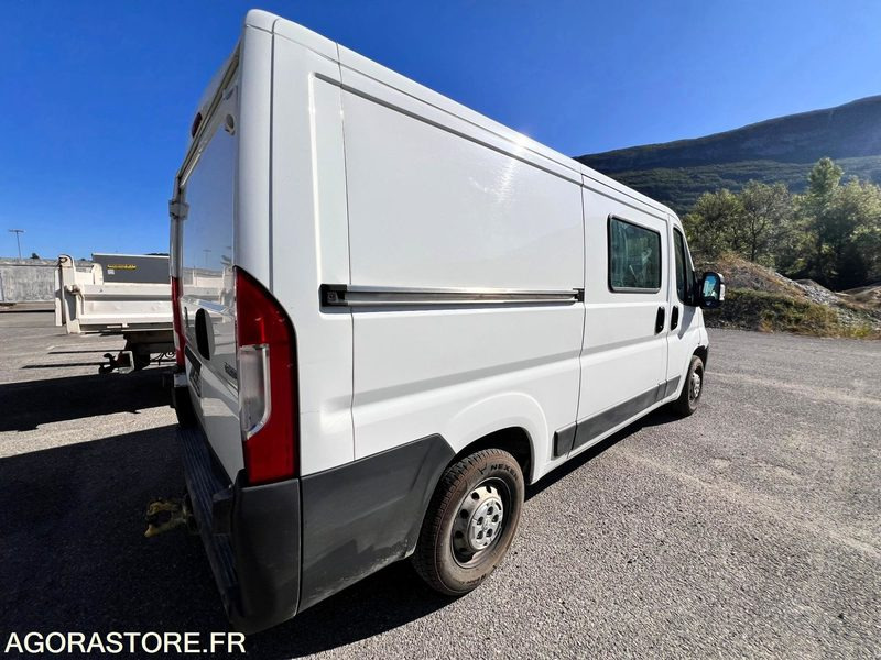 Fourgon utilitaire Peugeot Boxer 2,2l HDI 130cv - Année 2015 - 235000kms - Цельнометаллический фургон: фото 4 Fourgon utilitaire Peugeot Boxer 2,2l HDI 130cv - Année 2015 - 235000kms - Цельнометаллический фургон: фото 4