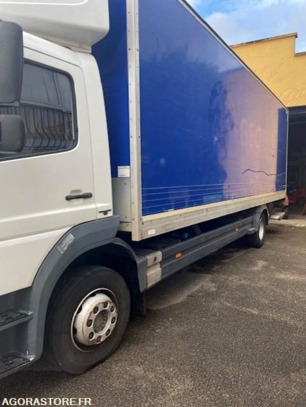 Atego Mercedes Boite automatique 2017 300 000 kms - Грузовик: фото 1 Atego Mercedes Boite automatique 2017 300 000 kms - Грузовик: фото 1
