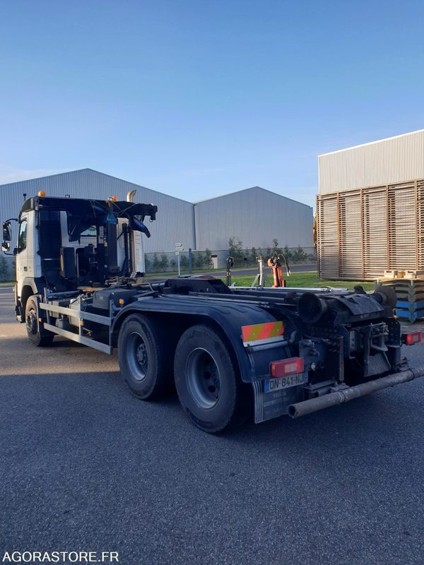 VOLVO FMX POLYBENNE AVEC BRAS DE LEVAGE EURO 6 - 2015 - 227924km - Грузовик: фото 4 VOLVO FMX POLYBENNE AVEC BRAS DE LEVAGE EURO 6 - 2015 - 227924km - Грузовик: фото 4