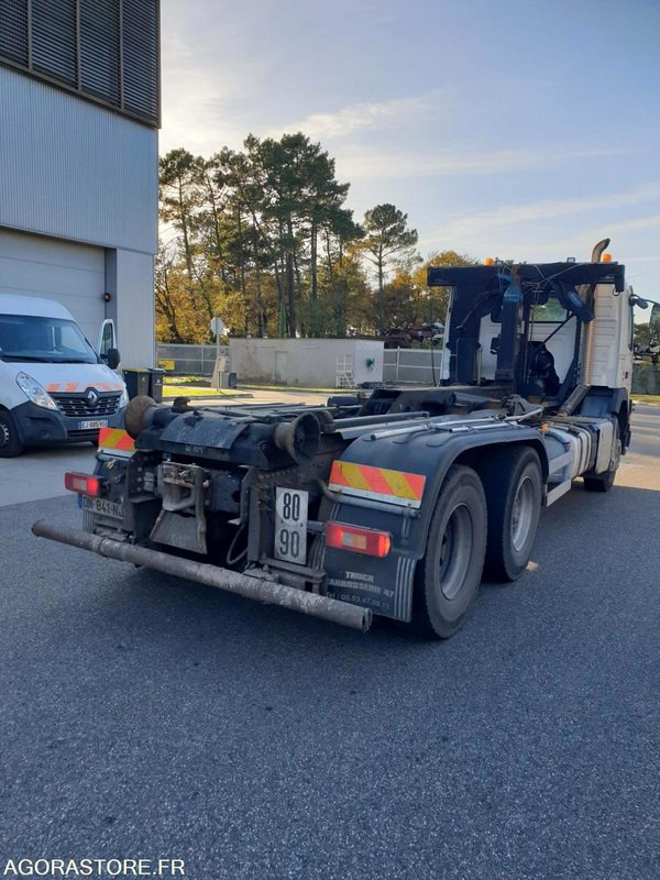 VOLVO FMX POLYBENNE AVEC BRAS DE LEVAGE EURO 6 - 2015 - 227924km - Грузовик: фото 5 VOLVO FMX POLYBENNE AVEC BRAS DE LEVAGE EURO 6 - 2015 - 227924km - Грузовик: фото 5