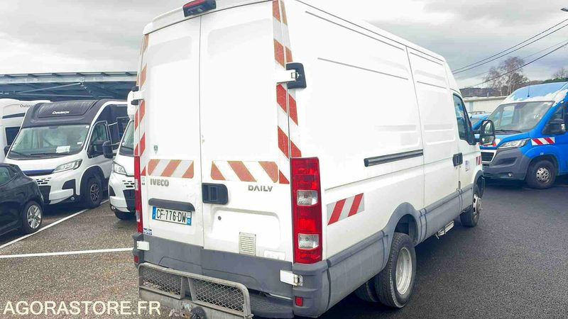 IVECO | DAILY | 2012 | 272098KM - Цельнометаллический фургон: фото 3 IVECO | DAILY | 2012 | 272098KM - Цельнометаллический фургон: фото 3