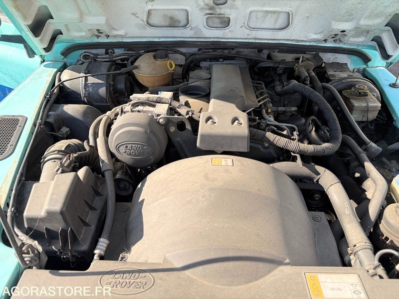 Land Rover Defender BW-587-VJ Mini Combiné Export Exclusivement - Пикап: фото 5 Land Rover Defender BW-587-VJ Mini Combiné Export Exclusivement - Пикап: фото 5