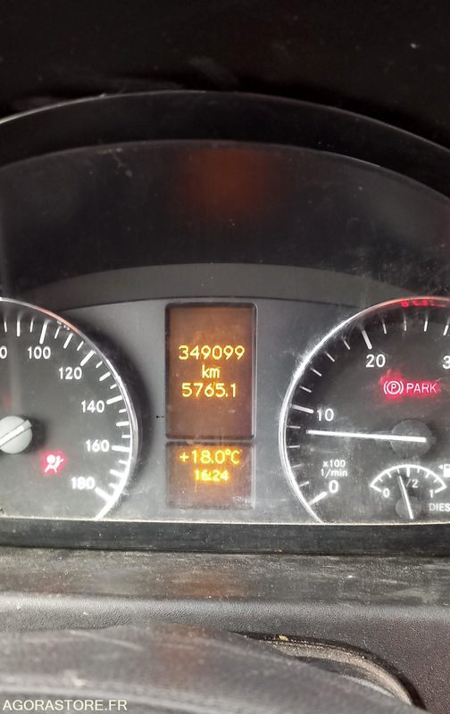 Цельнометаллический фургон MERCEDES SPRINTER diesel - Année 2018 - 349.100km: фото 18