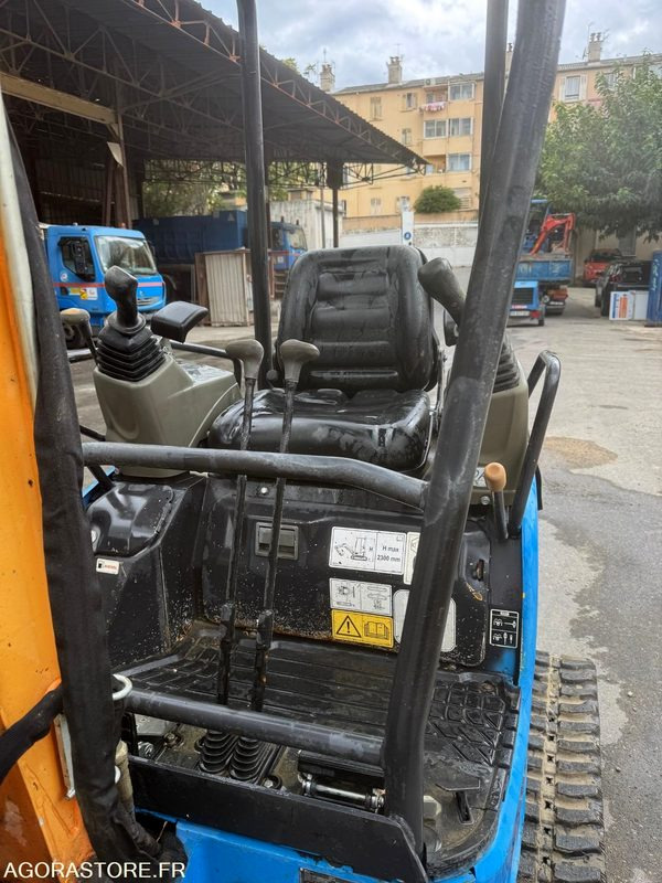 MINI PELLE - YANMAR - VIO17 - 2016 - 1690 heures (EGB307629 - 051891) - Мини-экскаватор: фото 5 MINI PELLE - YANMAR - VIO17 - 2016 - 1690 heures (EGB307629 - 051891) - Мини-экскаватор: фото 5