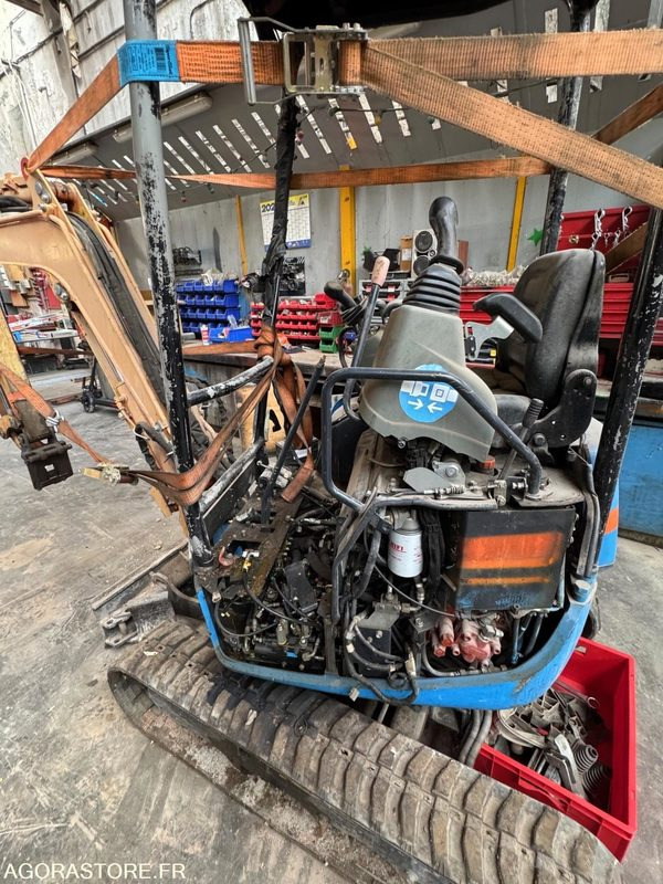 MINI PELLE - YANMAR - VIO17 - 2017 / 1590 heures (JGYJ0G372 - 053697) - Мини-экскаватор: фото 4 MINI PELLE - YANMAR - VIO17 - 2017 / 1590 heures (JGYJ0G372 - 053697) - Мини-экскаватор: фото 4