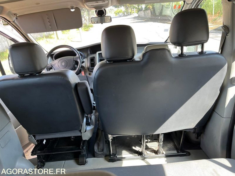 Микроавтобус, Пассажирский фургон MINIBUS VL - 9 PLACES - TRAFIC - L2 H1 - 115 CH - CLIM- 165200 KMS - ATTELAGE: фото 17 Микроавтобус, Пассажирский фургон MINIBUS VL - 9 PLACES - TRAFIC - L2 H1 - 115 CH - CLIM- 165200 KMS - ATTELAGE: фото 17