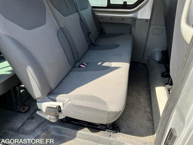 Микроавтобус, Пассажирский фургон MINIBUS VL - 9 PLACES - TRAFIC - L2 H1 - 115 CH - CLIM- 165200 KMS - ATTELAGE: фото 13 Микроавтобус, Пассажирский фургон MINIBUS VL - 9 PLACES - TRAFIC - L2 H1 - 115 CH - CLIM- 165200 KMS - ATTELAGE: фото 13