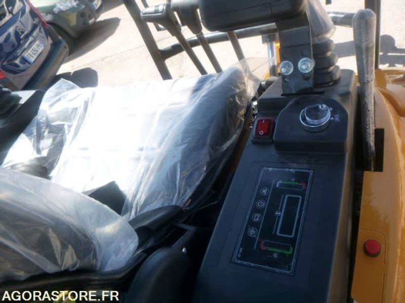 Экскаватор MINIPELLE HIGH TOP 1T8 NEUVE (2025) - MOTEUR 3 CYLINDRES KUBOTA: фото 11 Экскаватор MINIPELLE HIGH TOP 1T8 NEUVE (2025) - MOTEUR 3 CYLINDRES KUBOTA: фото 11