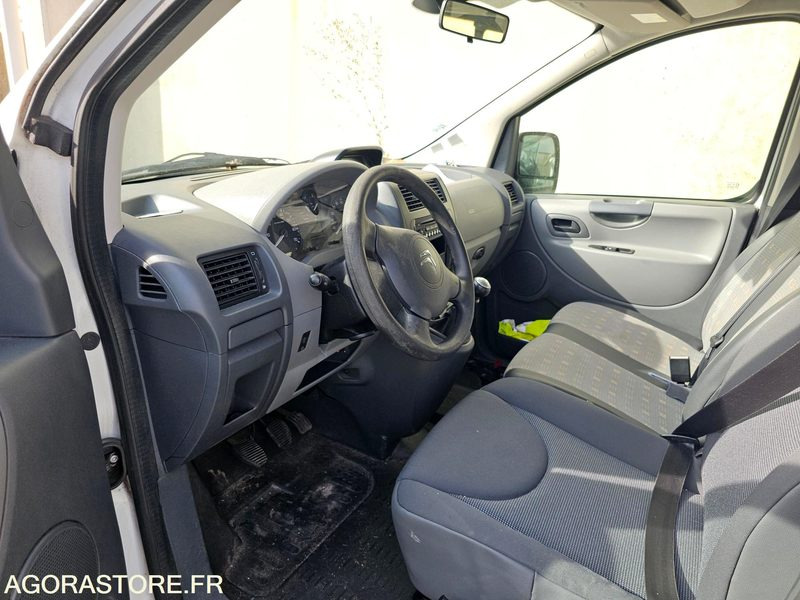 Minibus JUMPY "sans CT" non roulant - Микроавтобус, Пассажирский фургон: фото 3 Minibus JUMPY "sans CT" non roulant - Микроавтобус, Пассажирский фургон: фото 3