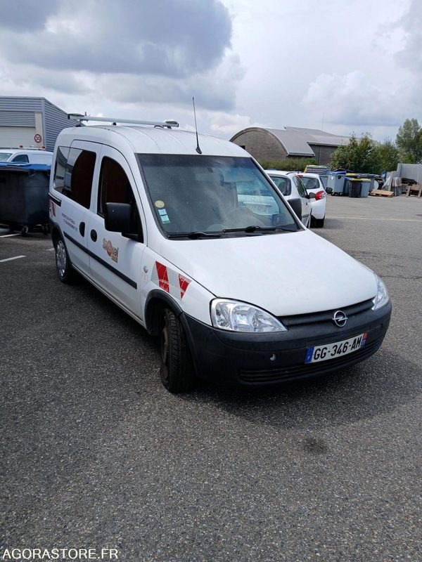 OPEL COMBO CARGO - 2006 - 134063km - Легковой фургон: фото 2 OPEL COMBO CARGO - 2006 - 134063km - Легковой фургон: фото 2