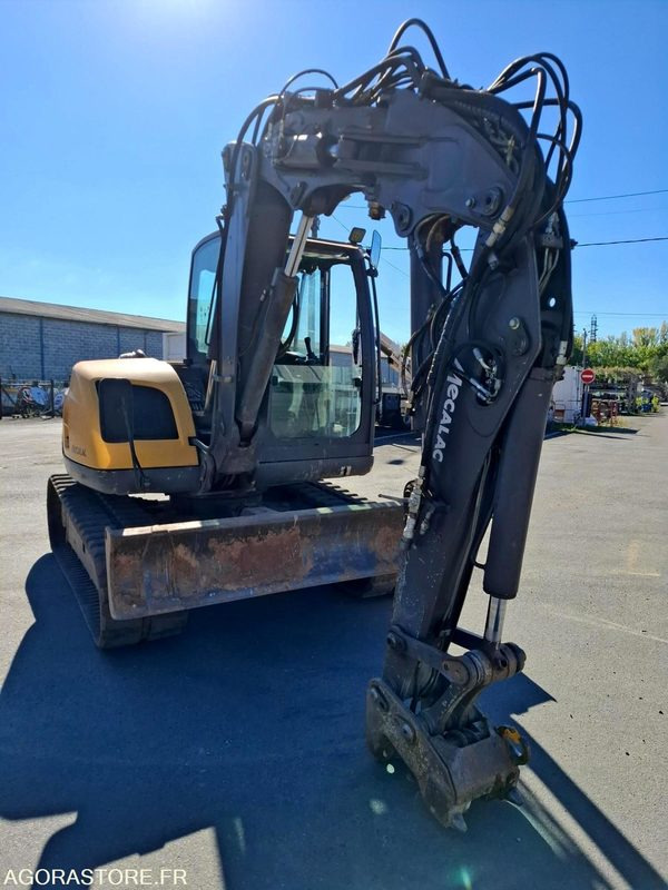 Pelle sur chenilles MECALAC 8MCR - 6920 heures - 2014 - N° série 130951 - Гусеничный экскаватор: фото 4 Pelle sur chenilles MECALAC 8MCR - 6920 heures - 2014 - N° série 130951 - Гусеничный экскаватор: фото 4