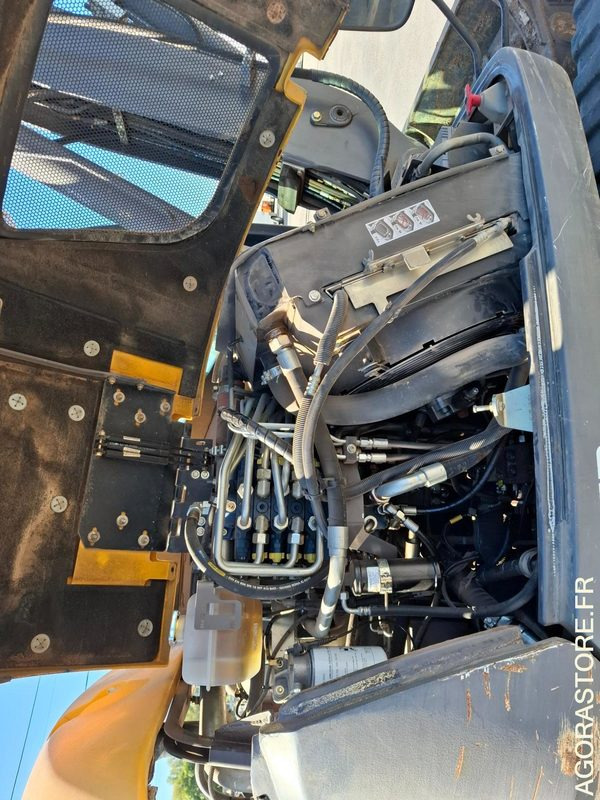 Pelle sur chenilles MECALAC 8MCR - 6920 heures - 2014 - N° série 130951 - Гусеничный экскаватор: фото 5 Pelle sur chenilles MECALAC 8MCR - 6920 heures - 2014 - N° série 130951 - Гусеничный экскаватор: фото 5