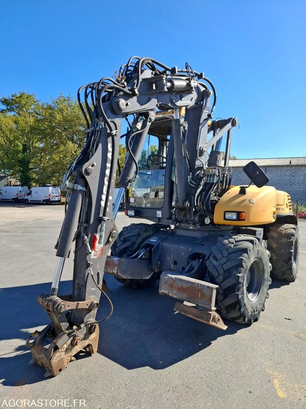 Экскаватор Pelle sur pneus MECALAC 12MTX - N° série  42770 - 2014 - 11400 heures: фото 6