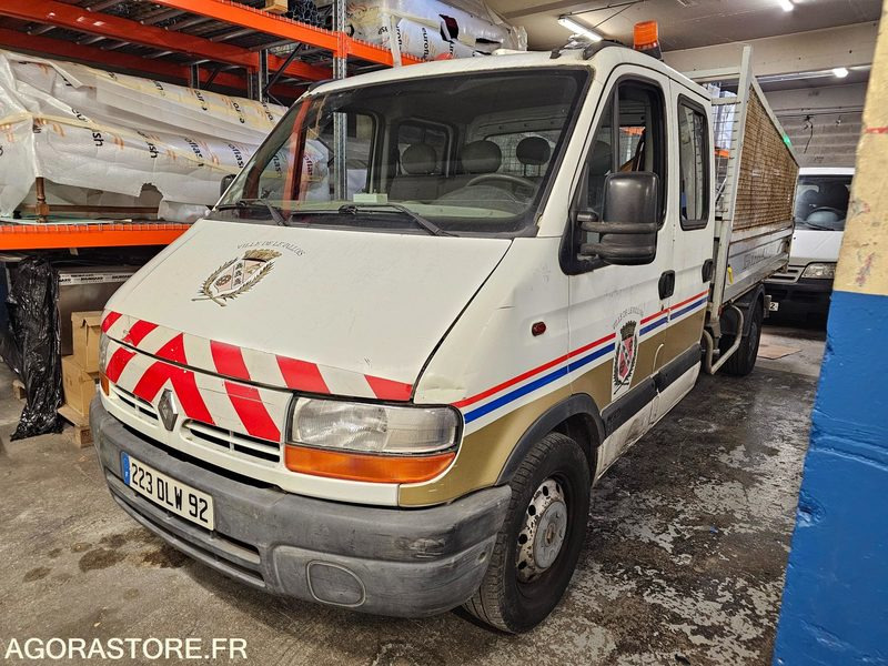 RENAULT MASTER BENNE - 2002 - 223DLW92 - Малотоннажный самосвал: фото 1 RENAULT MASTER BENNE - 2002 - 223DLW92 - Малотоннажный самосвал: фото 1