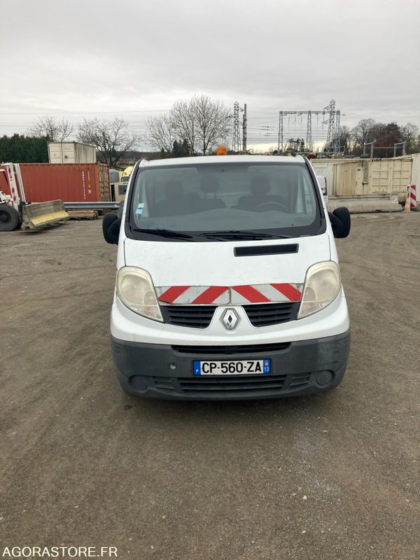 RENAULT TRAFIC diesel - Année 2013 - 376.300km - Цельнометаллический фургон: фото 2 RENAULT TRAFIC diesel - Année 2013 - 376.300km - Цельнометаллический фургон: фото 2