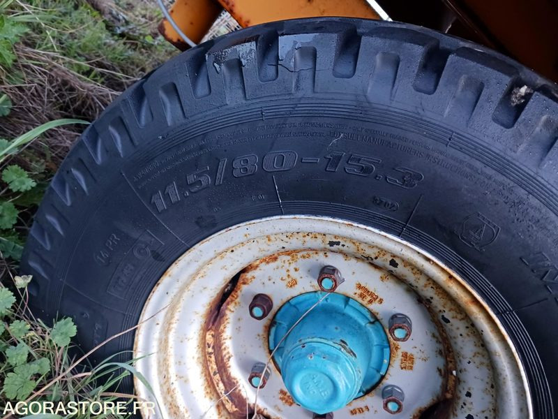 Remorque tri-bennes agricole - Самосвальный прицеп: фото 4 Remorque tri-bennes agricole - Самосвальный прицеп: фото 4
