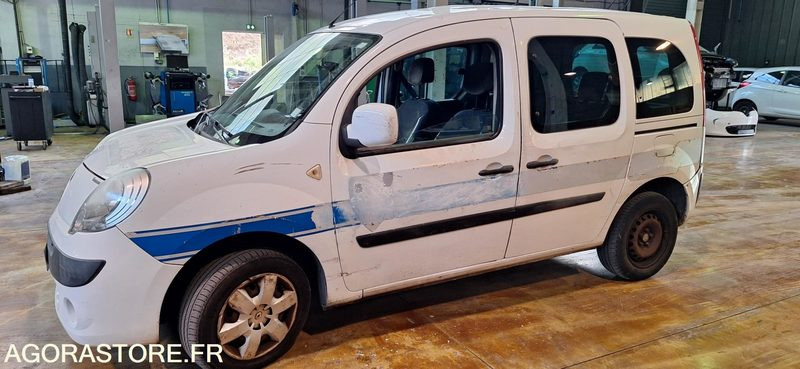 Renault Kangoo (Ancien véhicule de la Police Municipale) - Легковой автомобиль: фото 3 Renault Kangoo (Ancien véhicule de la Police Municipale) - Легковой автомобиль: фото 3