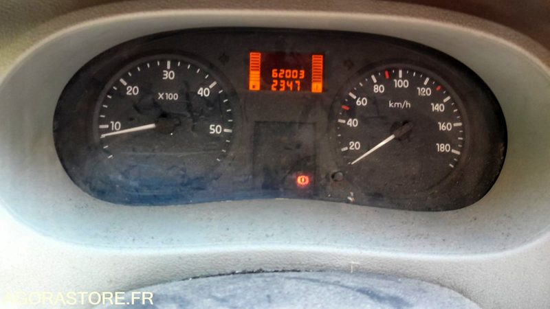 Renault Master - 2006 - 65000kms - BY788VM - BATTERIE HS - Цельнометаллический фургон: фото 3 Renault Master - 2006 - 65000kms - BY788VM - BATTERIE HS - Цельнометаллический фургон: фото 3