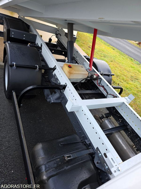 Малотоннажный самосвал Renault Maxity Benne - 2011 - 87300kms: фото 7 Малотоннажный самосвал Renault Maxity Benne - 2011 - 87300kms: фото 7