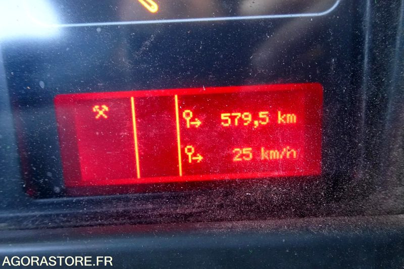 Renault Midlum 220 DXI в лизинг Renault Midlum 220 DXI: фото 31 Renault Midlum 220 DXI в лизинг Renault Midlum 220 DXI: фото 31