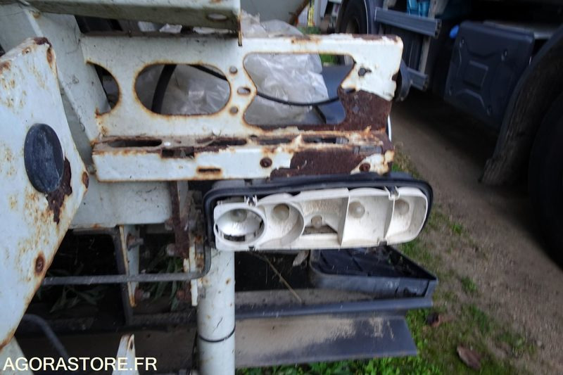 Renault Midlum 220 DXI - Легковой автомобиль: фото 4 Renault Midlum 220 DXI - Легковой автомобиль: фото 4