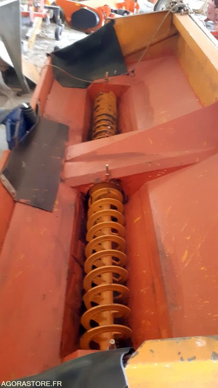 Saleuse ACOMETIS - Разбрасыватель песка/ Соли: фото 3 Saleuse ACOMETIS - Разбрасыватель песка/ Соли: фото 3