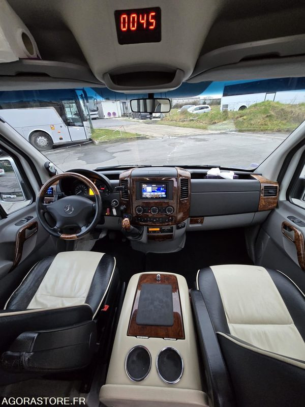 Sprinter 15+1+1 - Туристический автобус: фото 4 Sprinter 15+1+1 - Туристический автобус: фото 4