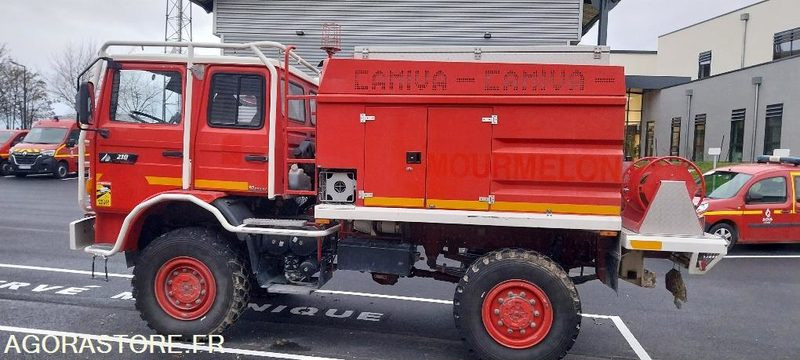 RENAULT M210 4X4 - Тягач: фото 1 RENAULT M210 4X4 - Тягач: фото 1