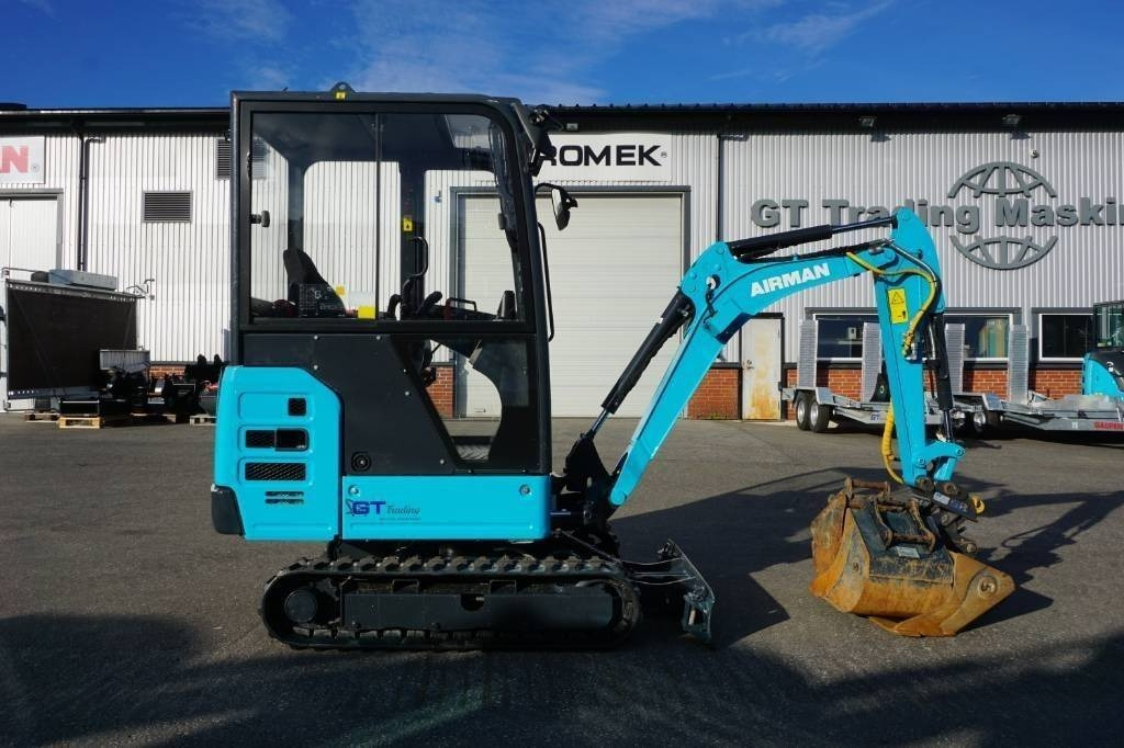 Мини-экскаватор Airman AX19-7 *Få Timmar*: фото 1