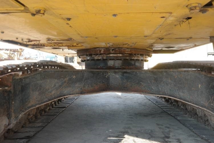 Komatsu PC 240-8 - Гусеничный экскаватор: фото 4 Komatsu PC 240-8 - Гусеничный экскаватор: фото 4