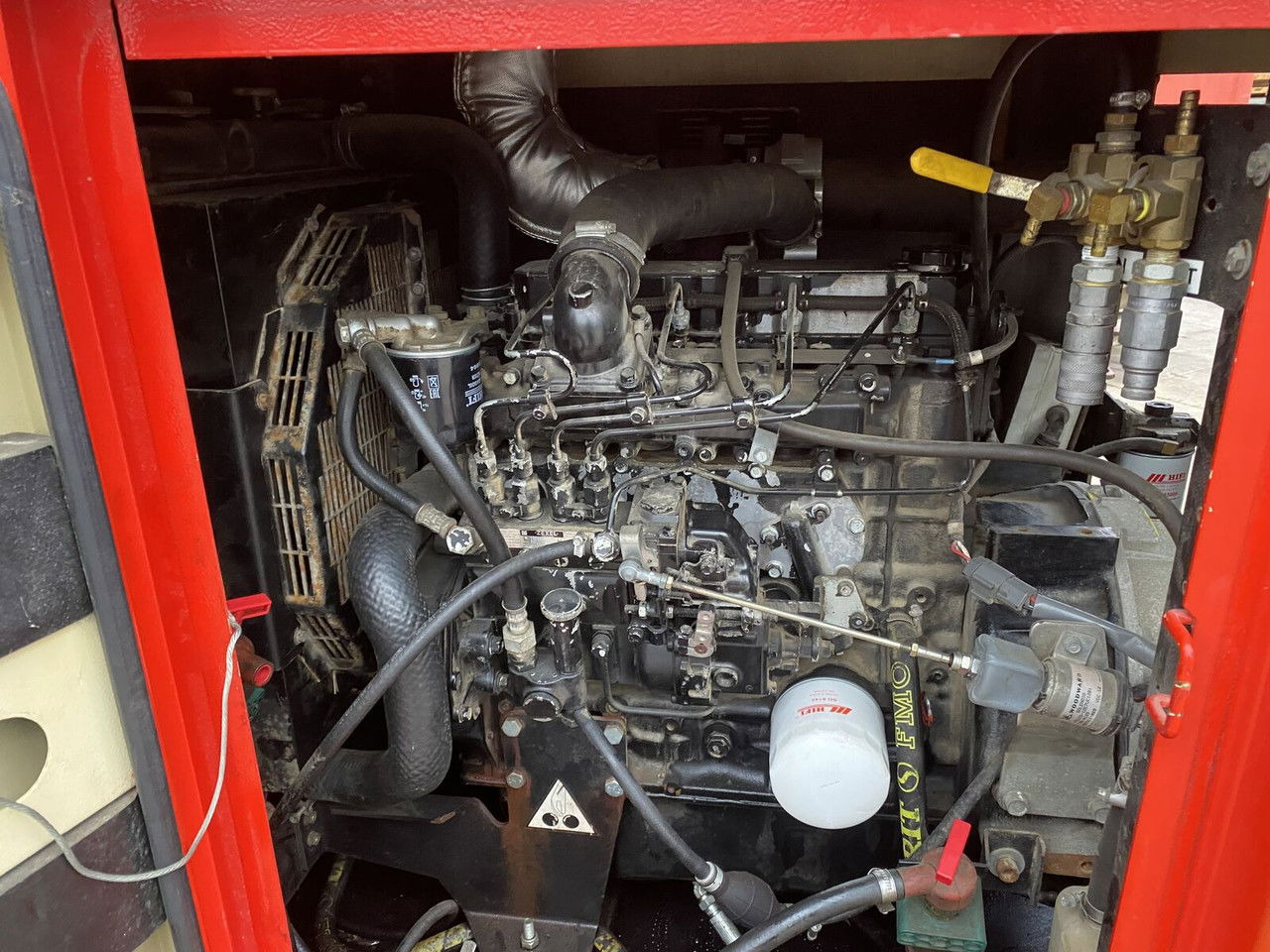 Doosan G40 - Электрогенератор: фото 4 Doosan G40 - Электрогенератор: фото 4