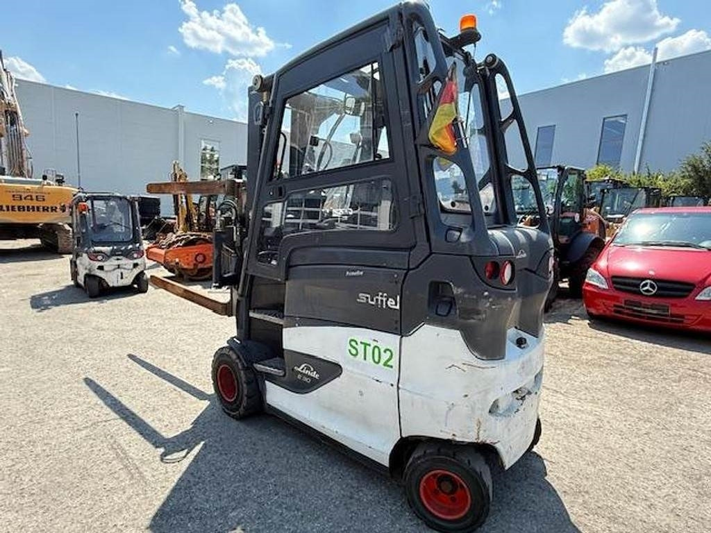 Linde E30 HL – 01/600 - Электропогрузчик: фото 4 Linde E30 HL – 01/600 - Электропогрузчик: фото 4