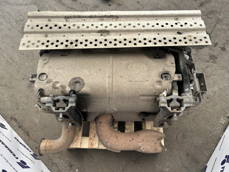 Mercedes-Benz exhaust catalyst, silencer - Глушитель для Грузовиков: фото 4 Mercedes-Benz exhaust catalyst, silencer - Глушитель для Грузовиков: фото 4