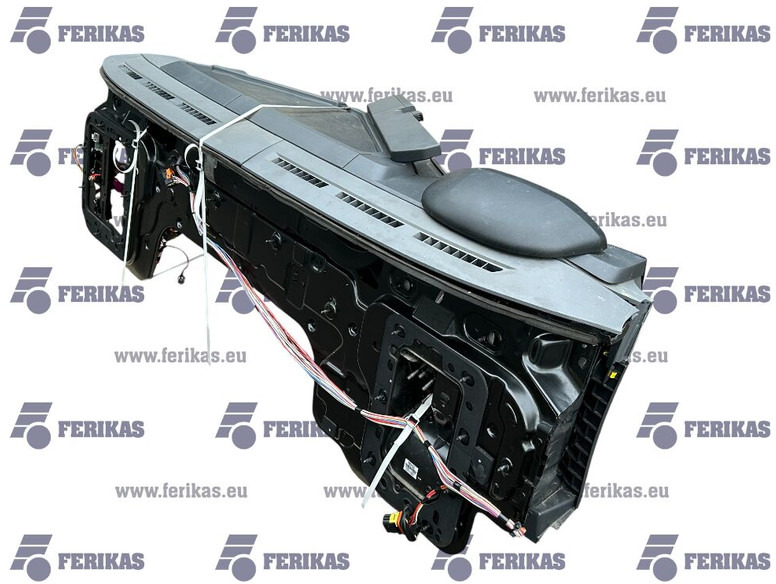 Renault T - Кабина и интерьер для Грузовиков: фото 5 Renault T - Кабина и интерьер для Грузовиков: фото 5